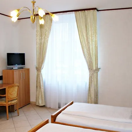 Engelbert Hotel