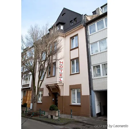 Engelbert Hotel 3*