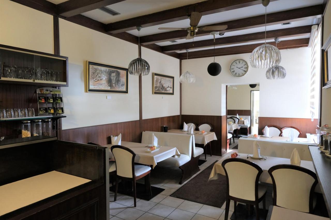 Engelbert 3* Düsseldorf